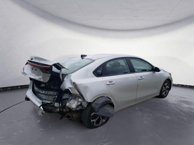 Photo 3 from auction – 2021 KIA FORTE FE with VIN 3KPF24AD5ME310137