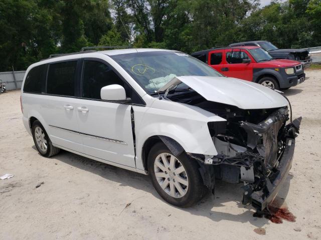 Photo 4 from auction – 2015 CHRYSLER TOWN & COU with VIN 2C4RC1BG7FR609065