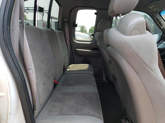 Photo 10 from auction – 2002 FORD F150 with VIN 1FTRX18L22NB62497
