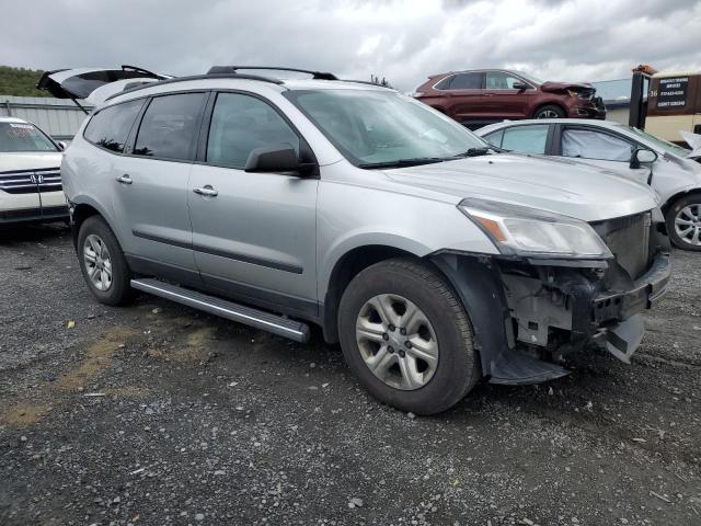 Photo 4 from auction – 2017 CHEVROLET TRAVERSE L with VIN 1GNKVFKD1HJ307803