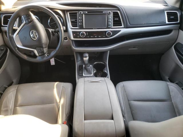 Photo 8 from auction – 2015 TOYOTA HIGHLANDER with VIN 5TDJKRFH4FS141255