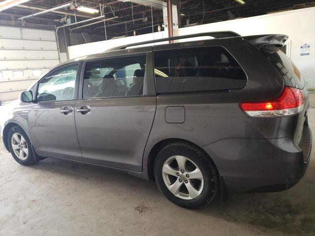 Photo 2 from auction – 2014 TOYOTA SIENNA LE with VIN 5TDKK3DC9ES442398