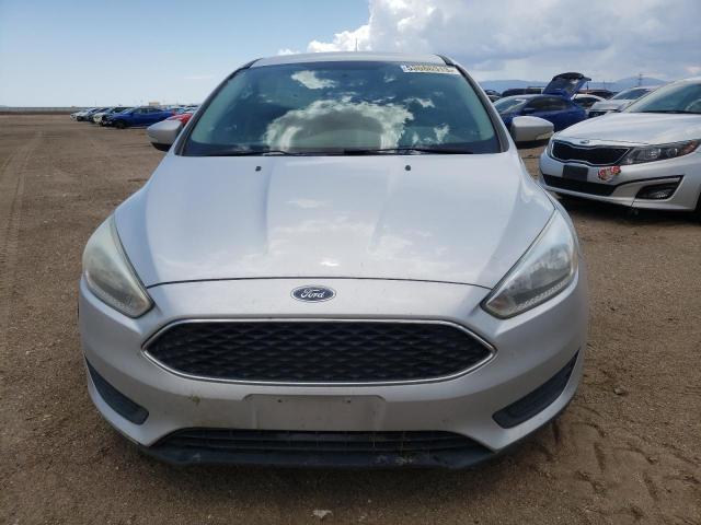 Foto 5 de la subasta – 2015 FORD FOCUS SE con VIN 1FADP3K26FL380746