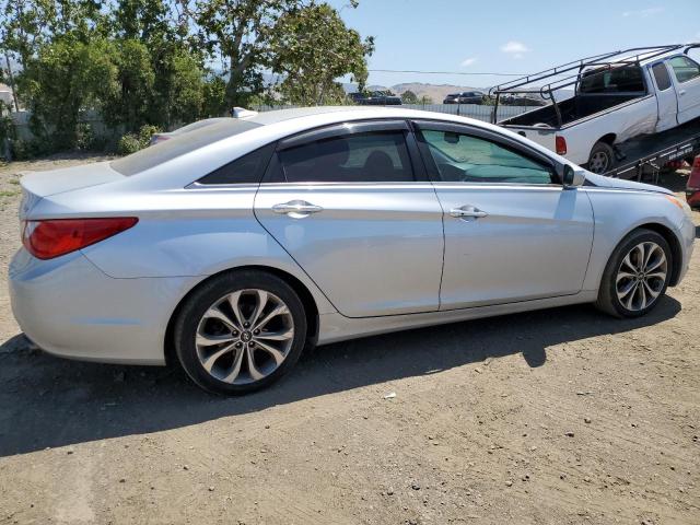 Photo 3 from auction – 2013 HYUNDAI SONATA SE with VIN 5NPEC4AB2DH803728