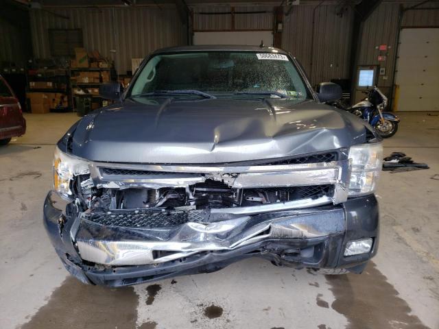 Photo 5 from auction – 2011 CHEVROLET SILVERADO with VIN 1GCRKSE30BZ156537