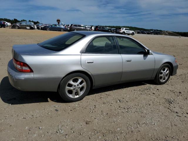 Photo 3 from auction – 2000 LEXUS ES 300 with VIN JT8BF28G6Y5077201