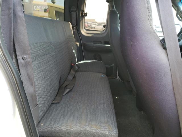Photo 10 from auction – 2000 FORD F150 with VIN 1FTRX17W6YKA43423