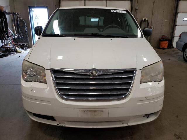 Photo 5 from auction – 2010 CHRYSLER TOWN & COU with VIN 2A4RR4DE3AR203945