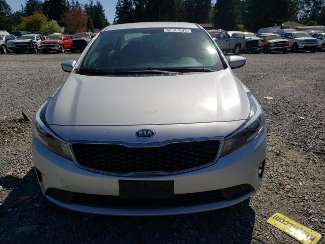 Photo 5 from auction – 2017 KIA FORTE LX with VIN 3KPFK4A79HE130918