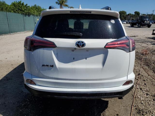 Photo 6 from auction – 2017 TOYOTA RAV4 LE with VIN JTMZFREV3HJ119732