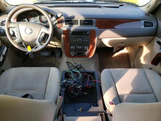 Photo 8 from auction – 2011 CHEVROLET SUBURBAN K with VIN 1GNSKHE3XBR401159