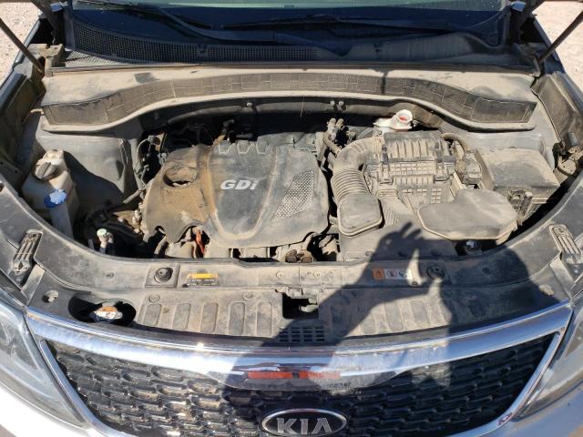 Photo 12 from auction – 2015 KIA SORENTO LX with VIN 5XYKT4A67FG577038