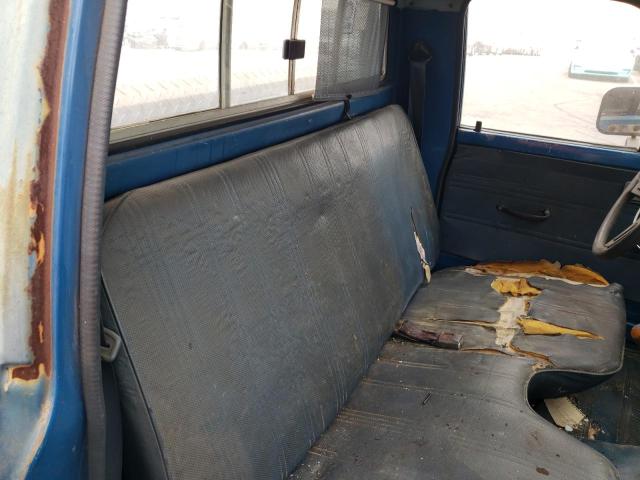 Photo 10 from auction – 1982 TOYOTA PICKUP 3/4 with VIN JT4RN44E0C0095346