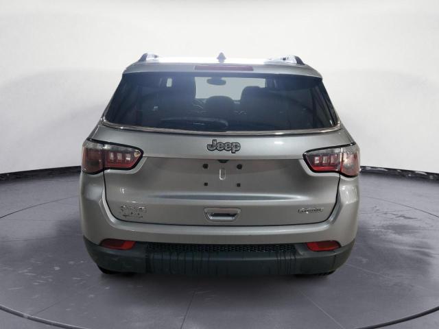 Foto 6 de la subasta – 2018 JEEP COMPASS LA con VIN 3C4NJDBBXJT453720