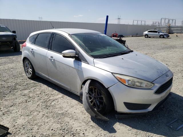 Foto 4 de la subasta – 2015 FORD FOCUS SE con VIN 1FADP3K26FL380746