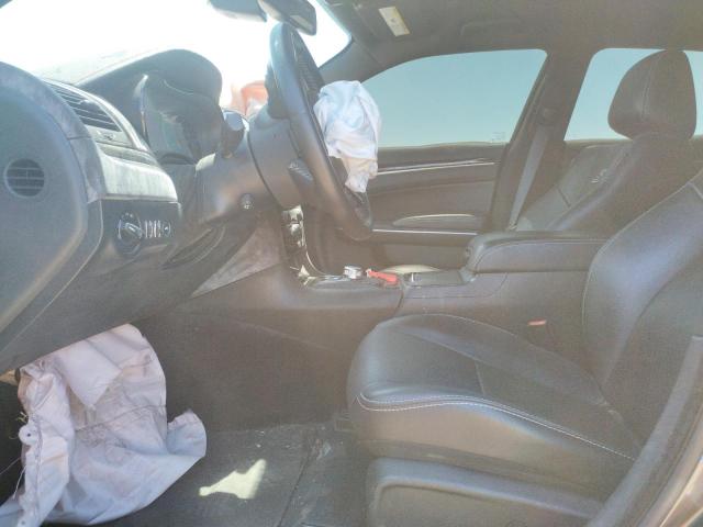 Photo 7 from auction – 2018 CHRYSLER 300 S with VIN 2C3CCABG6JH275751