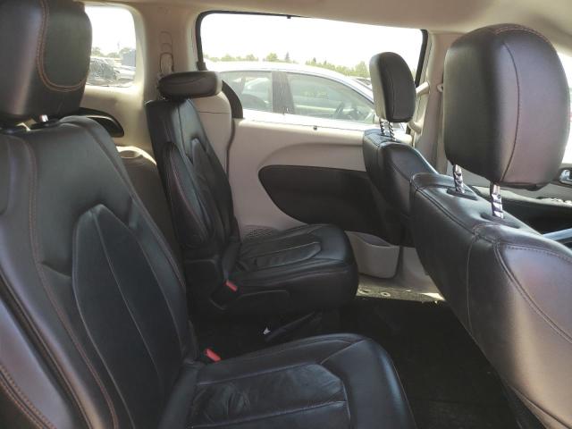 Photo 11 from auction – 2017 CHRYSLER PACIFICA T with VIN 2C4RC1BG2HR540630