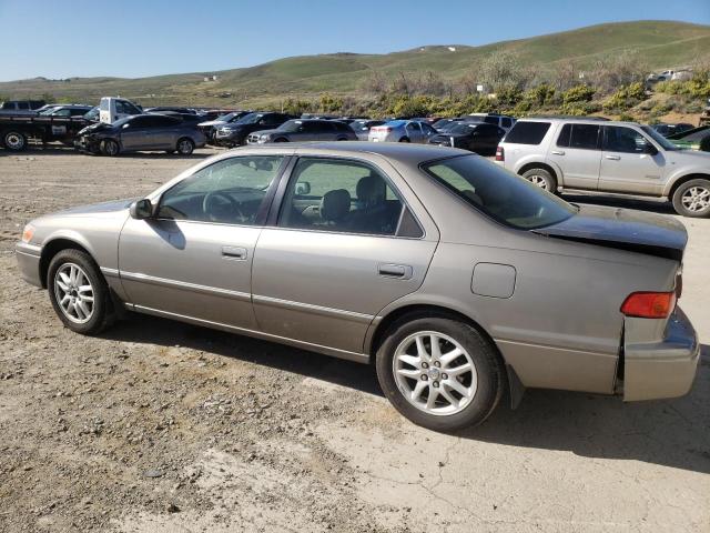 Photo 2 from auction – 2001 TOYOTA CAMRY LE with VIN 4T1BF28K91U125786