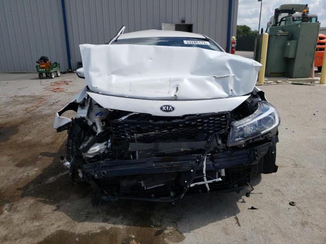 Foto 5 de la subasta – 2017 KIA FORTE EX con VIN 3KPFL4A87HE056307