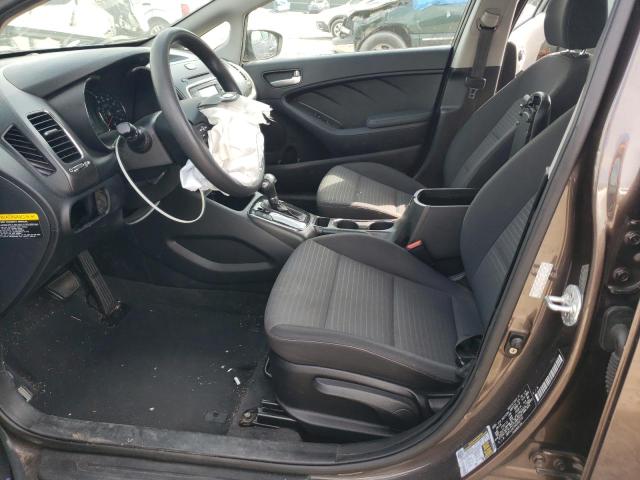 Photo 7 from auction – 2017 KIA FORTE LX with VIN 3KPFL4A7XHE062710