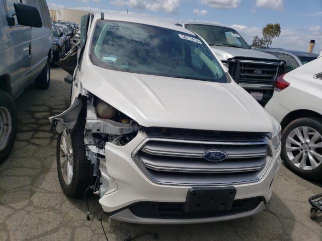 Photo 5 from auction – 2017 FORD ESCAPE SE with VIN 1FMCU0GD7HUE24219