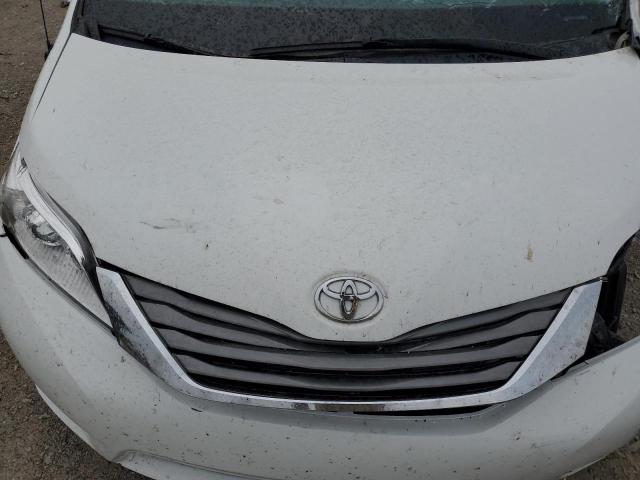 Photo 12 from auction – 2014 TOYOTA SIENNA XLE with VIN 5TDYK3DC2ES445878