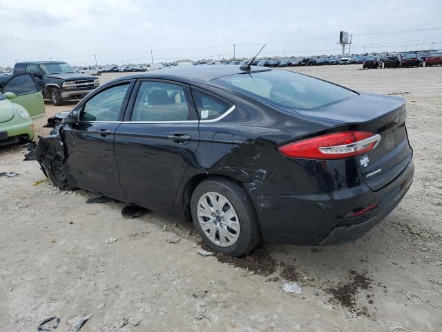 Photo 2 from auction – 2019 FORD FUSION S with VIN 3FA6P0G76KR132794