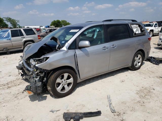 TOYOTA SIENNA LE 2017 with VIN 5TDKZ3DC5HS864670 - Photo from auction
