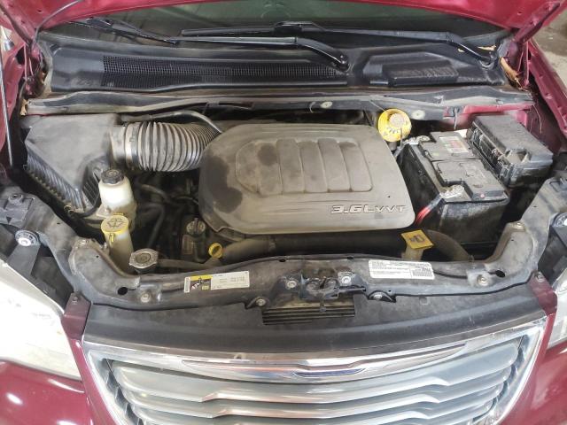 Photo 12 from auction – 2016 CHRYSLER TOWN & COU with VIN 2C4RC1BGXGR294425