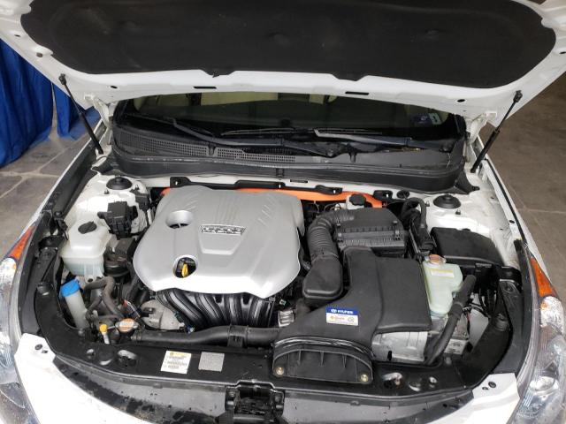 Photo 11 from auction – 2011 HYUNDAI SONATA HYB with VIN KMHEC4A49BA002389