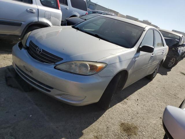 TOYOTA CAMRY LE 2004 with VIN 4T1BE32K84U915070 - Photo from auction