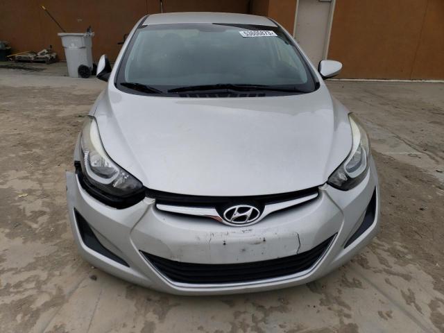 Photo 5 from auction – 2016 HYUNDAI ELANTRA SE with VIN 5NPDH4AE3GH732048
