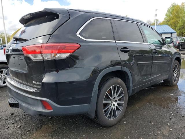 Фото 3 с аукциона – 2018 TOYOTA HIGHLANDER с VIN 5TDJZRFH4JS899603