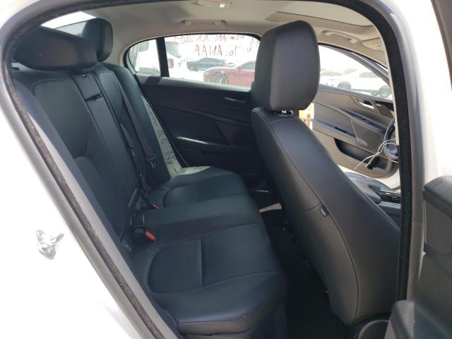 Photo 10 from auction – 2017 JAGUAR XE PREMIUM with VIN SAJAD4BN2HA968522