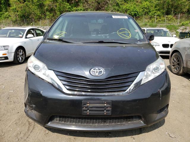 Photo 5 from auction – 2015 TOYOTA SIENNA LE with VIN 5TDKK3DC7FS574707