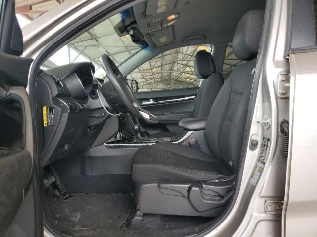Photo 7 from auction – 2015 KIA SORENTO LX with VIN 5XYKT3A60FG622380