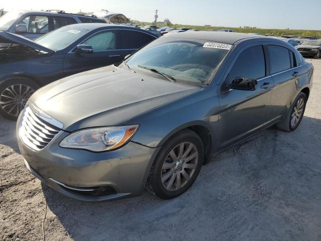 CHRYSLER 200 TOURIN 2013 с VIN 1C3CCBBB7DN609792 - Фото с аукциона
