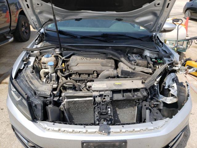 Photo 11 from auction – 2016 VOLKSWAGEN PASSAT SE with VIN 1VWBS7A36GC024801