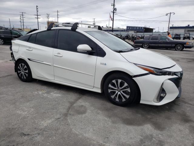 Photo 4 from auction – 2020 TOYOTA PRIUS PRIM with VIN JTDKARFP2L3152072