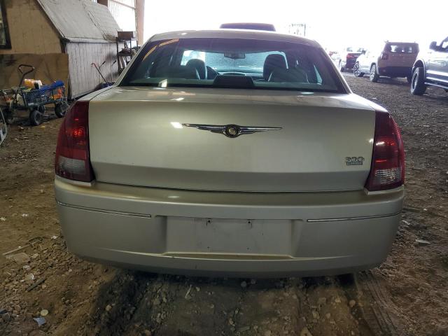 Photo 6 from auction – 2005 CHRYSLER 300 TOURIN with VIN 2C3JA53G75H693681