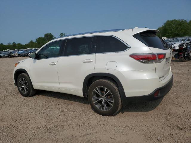 Photo 2 from auction – 2016 TOYOTA HIGHLANDER with VIN 5TDJKRFHXGS268187