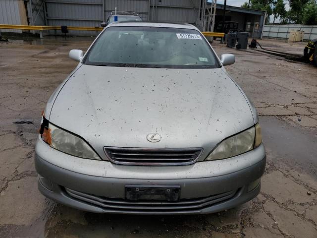 Photo 5 from auction – 2001 LEXUS ES 300 with VIN JT8BF28G015112644