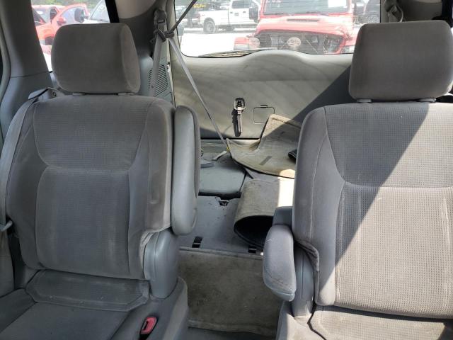 Photo 10 from auction – 2004 TOYOTA SIENNA CE with VIN 5TDZA23C04S188057