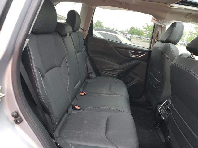 Photo 11 from auction – 2019 SUBARU FORESTER L with VIN JF2SKAUC4KH571221