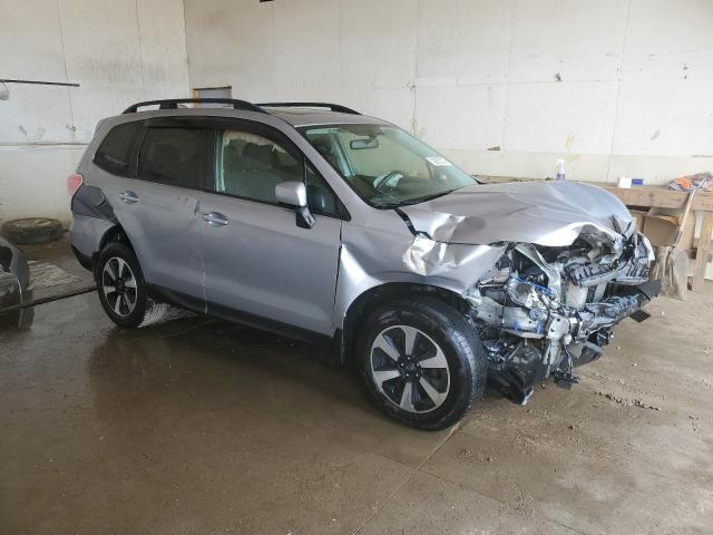 Photo 4 from auction – 2017 SUBARU FORESTER 2 with VIN JF2SJAECXHH506142