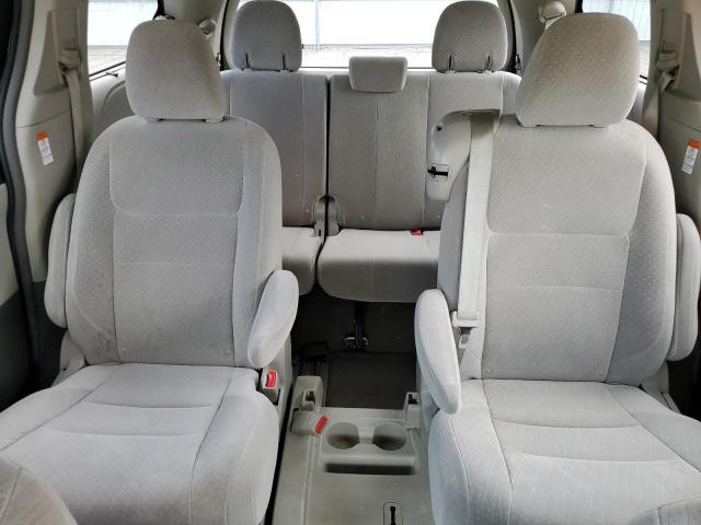 Photo 10 from auction – 2017 TOYOTA SIENNA LE with VIN 5TDKZ3DC3HS821333
