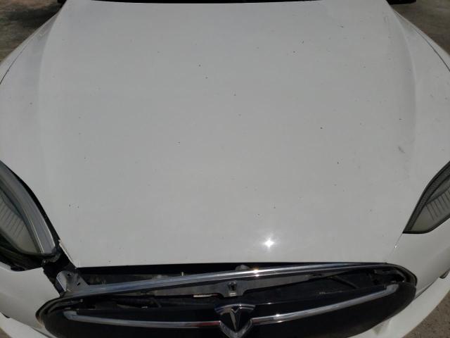 Photo 11 from auction – 2015 TESLA MODEL S 70 with VIN 5YJSA1S25FF100857