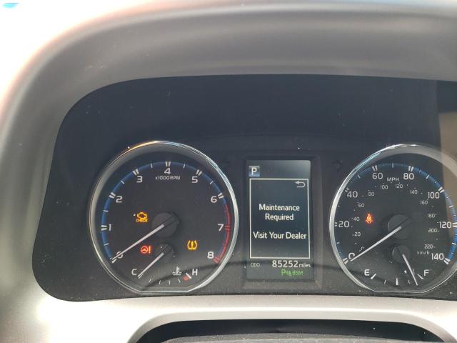 Photo 9 from auction – 2016 TOYOTA RAV4 XLE with VIN JTMWFREV3GJ082019