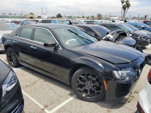 Photo 4 from auction – 2019 CHRYSLER 300 with VIN 2C3CCAEG4KH698034