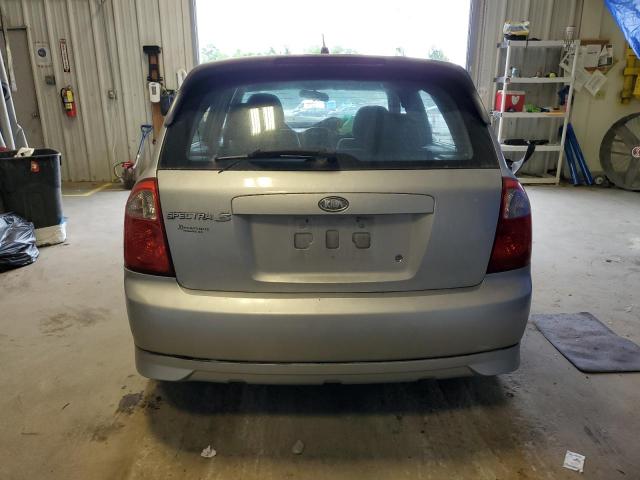 Photo 6 from auction – 2006 KIA SPECTRA5 with VIN KNAFE161765315825